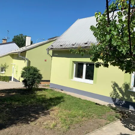 Kosmonosy, Hradištská 181 *