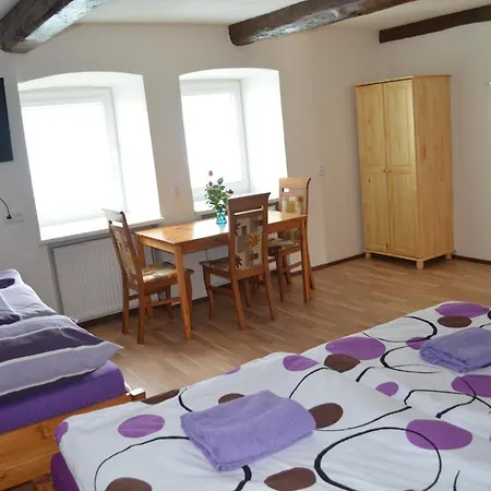 Kosmonosy, Hradistska 181 Privat bolig