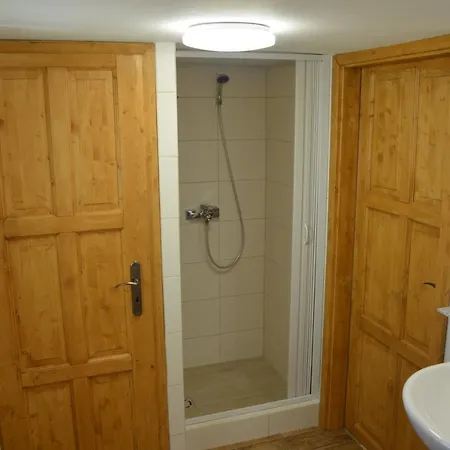 Privat bolig Kosmonosy, Hradistska 181 *